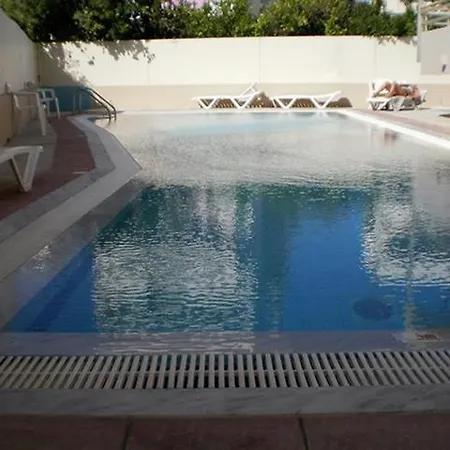 Szálloda Theonia 2*