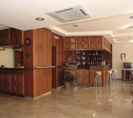 Hotel Theonia 2*