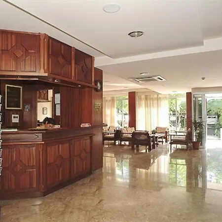 Hotel Theonia