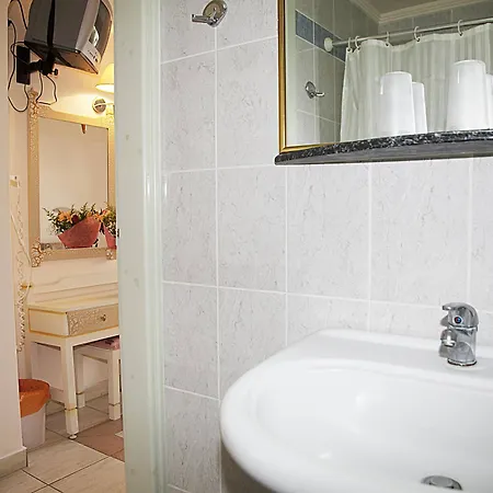 Theonia Hotel 2*