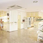 Theonia فندق