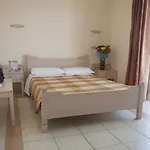 赛奥妮亚酒店