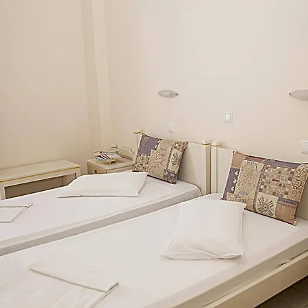 Theonia Hotel 2*