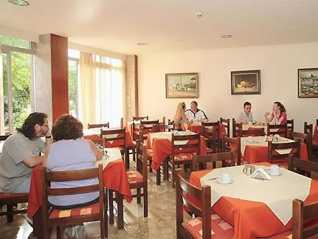Theonia העיירה קוס