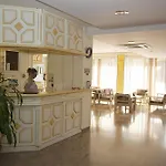 Отель Theonia 2*