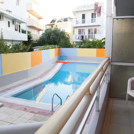 Theonia Otel İstanköy